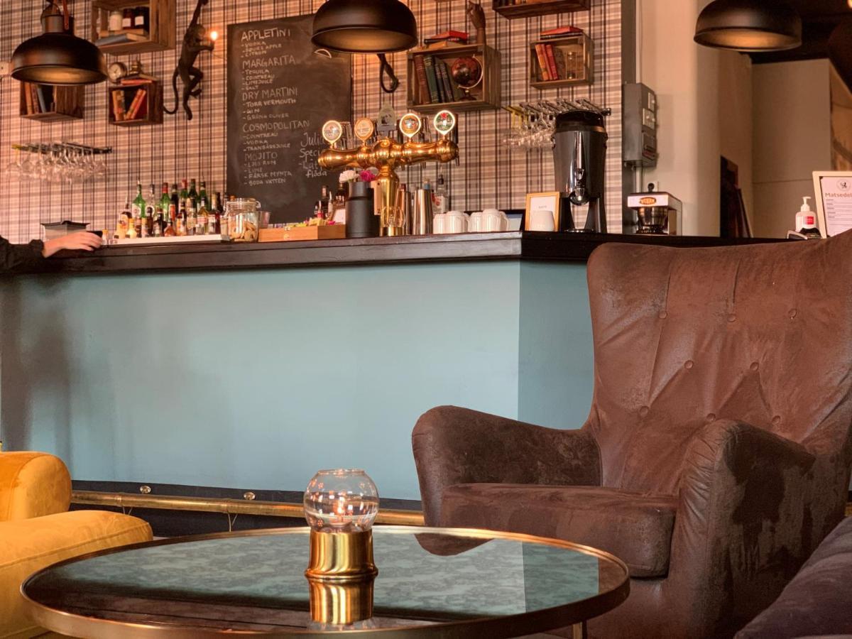 City Hotel Кристинехамн Екстериор снимка
