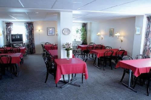 City Hotel Кристинехамн Екстериор снимка