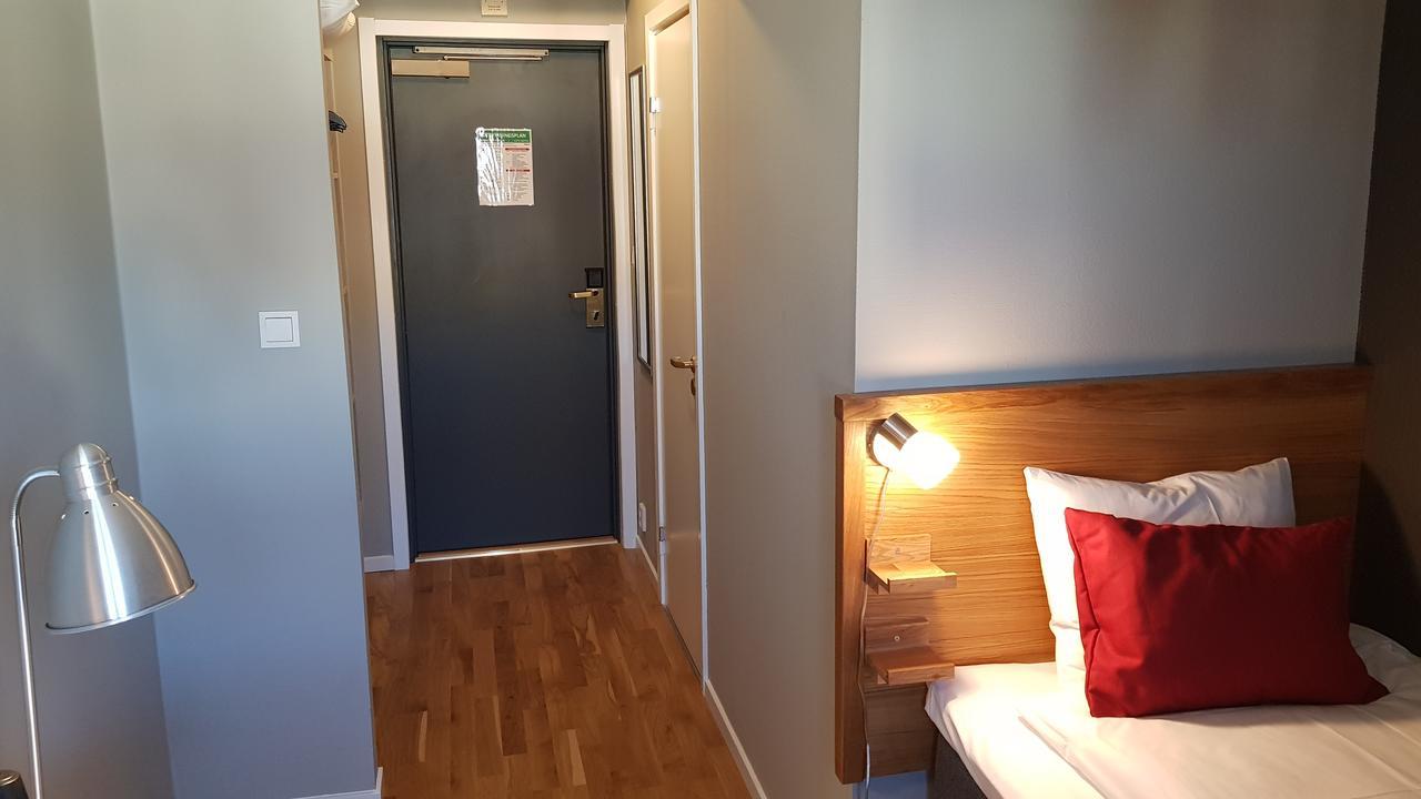 City Hotel Кристинехамн Екстериор снимка